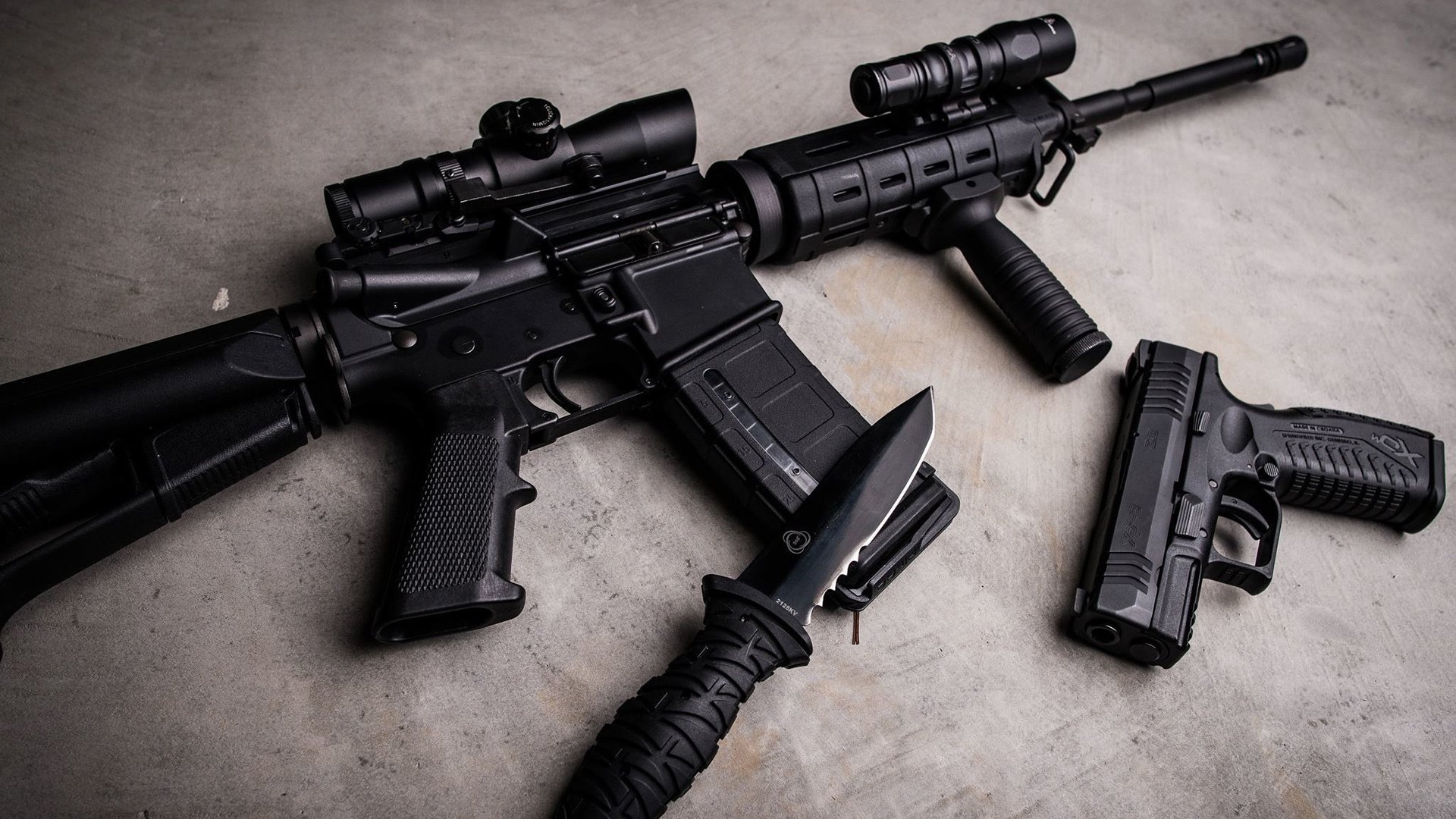 恩多耶-布鲁阿尔展现顶尖耐力与速度，恩多尔盖布神