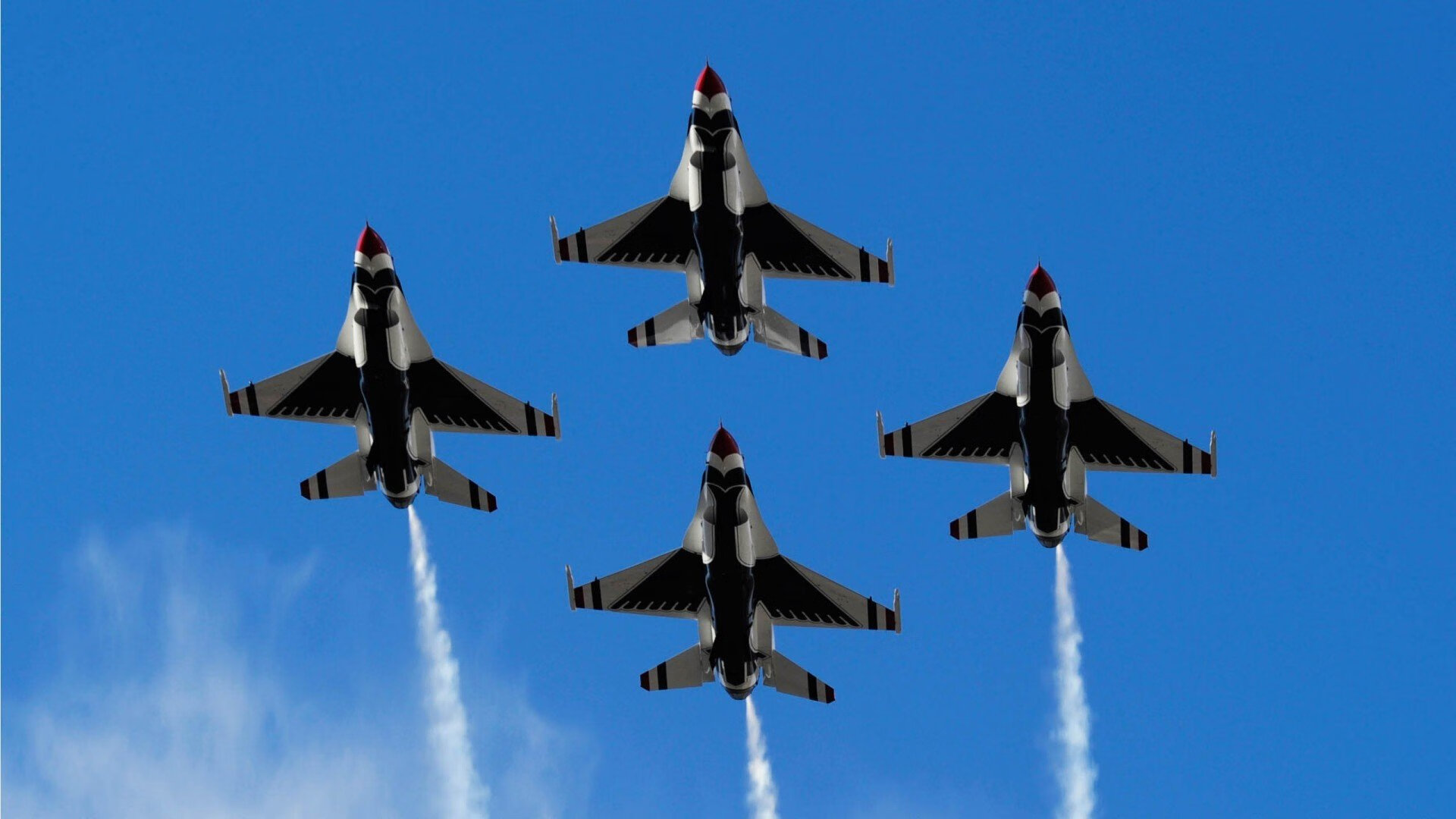 曼联在关键战役中逆转获胜，追赶领头羊