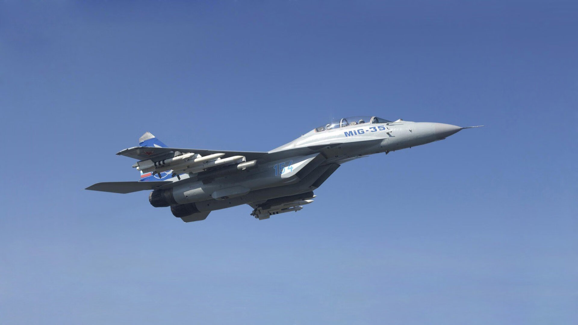 爱游戏在线登录入口-詹姆斯接受专访表示会用行动引领更衣室文化，詹姆斯访谈