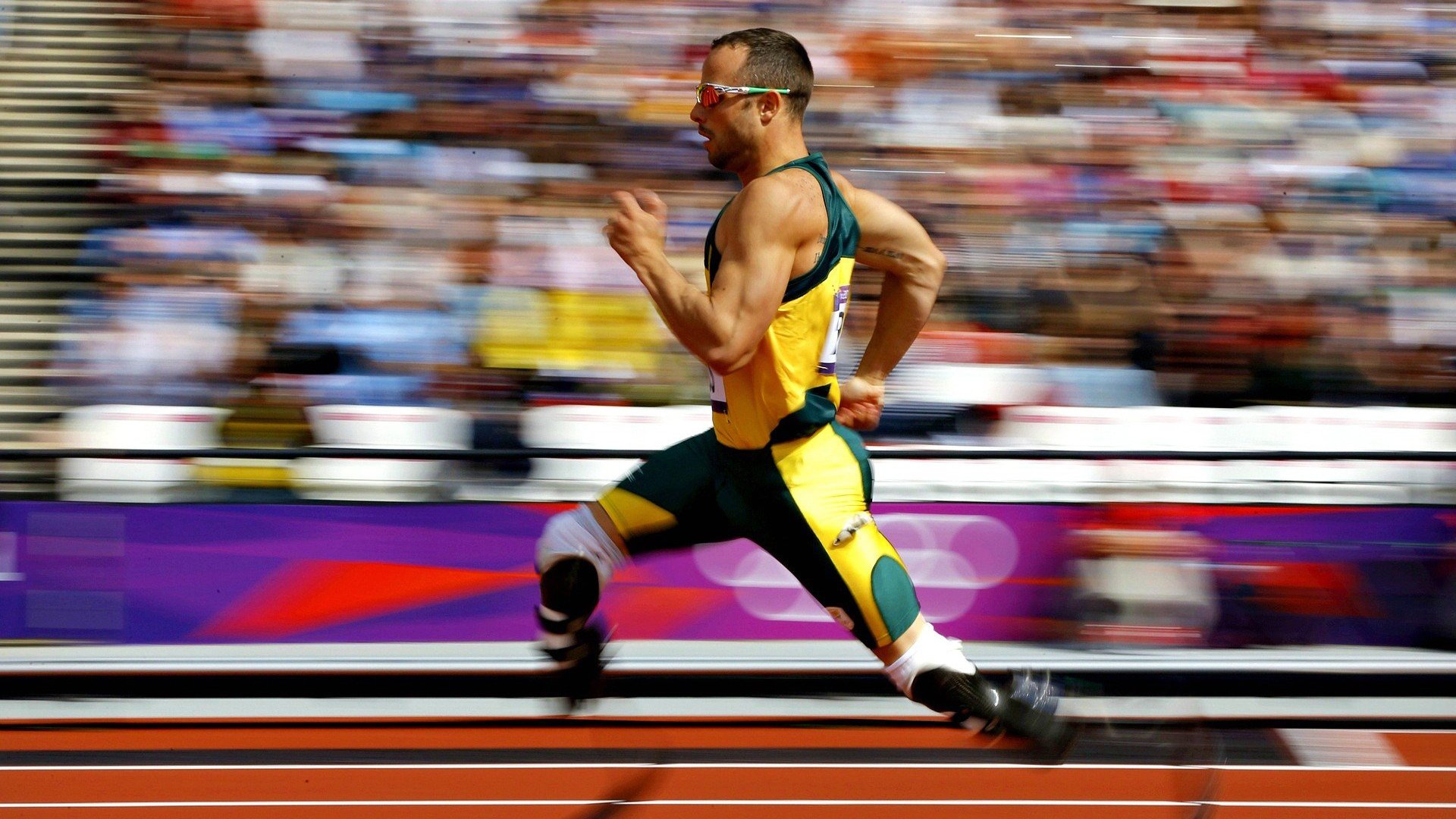 球迷狂欢:现场气氛点燃全场,球迷狂欢节